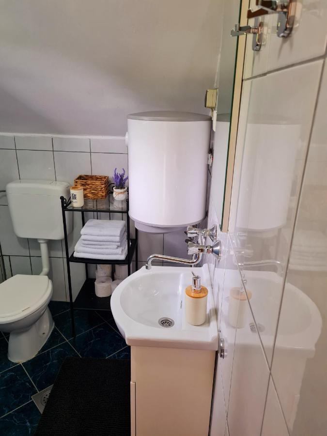 Apartman Poznanovic Apartment Rakovica Exterior foto